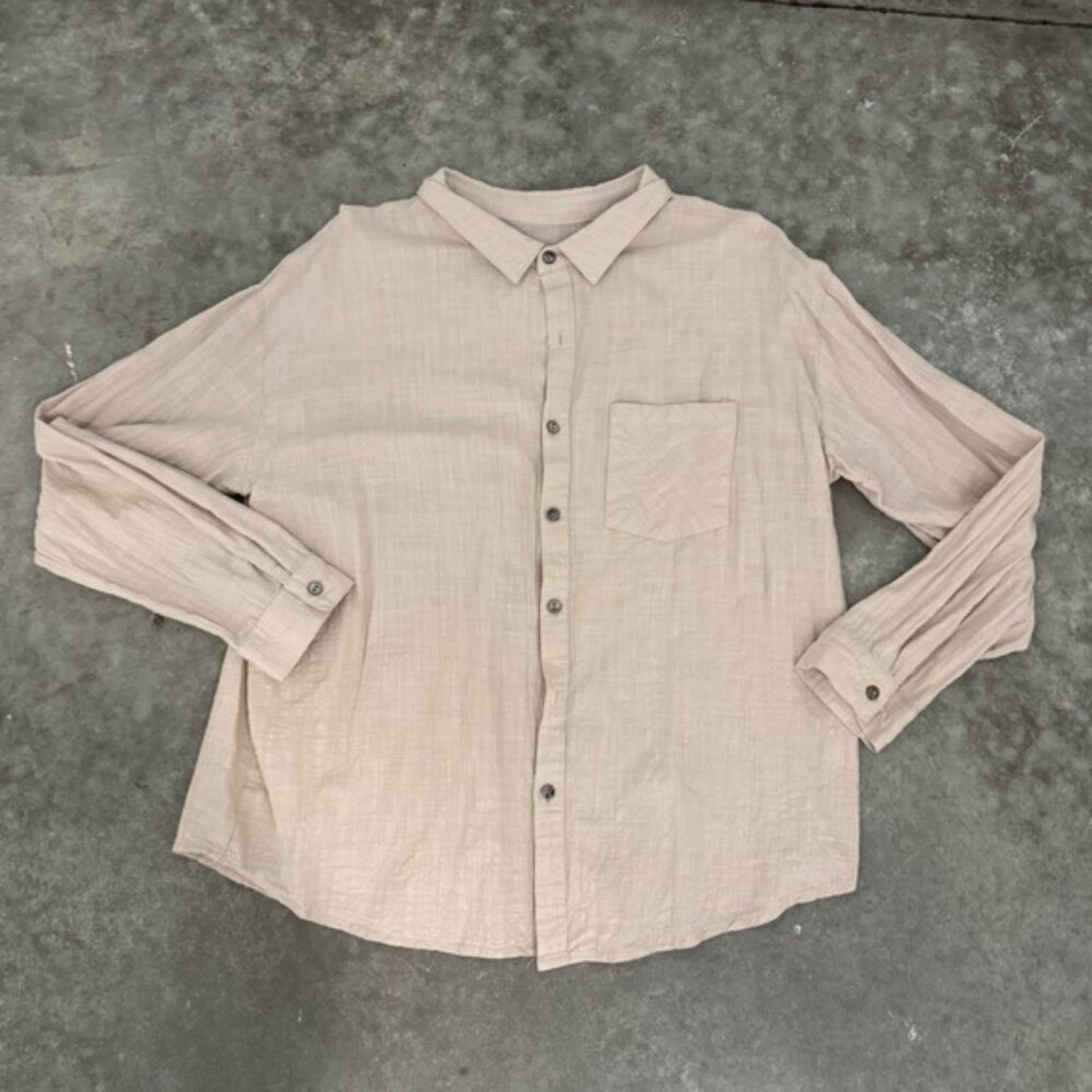Woman’s cotton button‎ down collard shirt